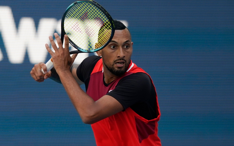 κύργιος-ο-τσιτσιπάς-είναι-από-τους-κο-561911935