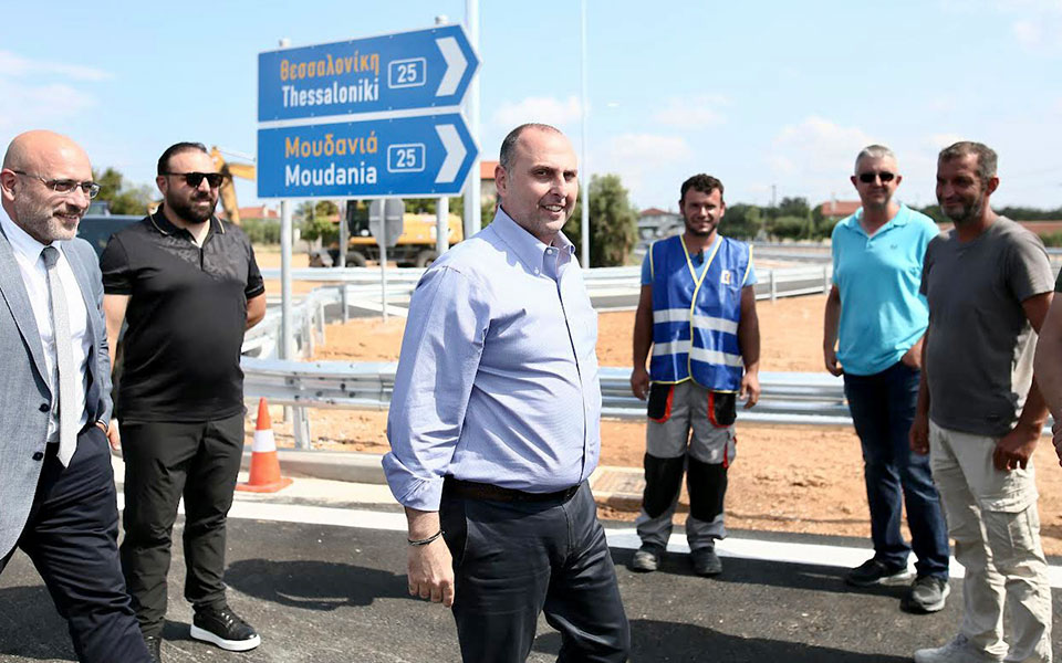 Ποτίδαια Χαλκιδικής: Δόθηκε στην κυκλοφορία το «ορφανό χιλιόμετρο»-1