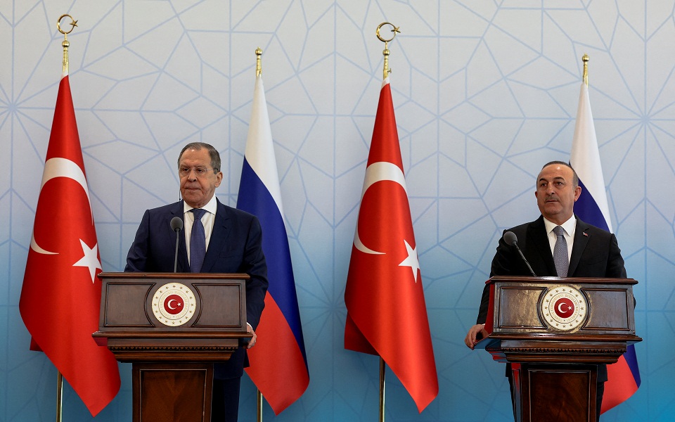 χωρίς-κοινό-έδαφος-η-συνάντηση-λαβρόφ-561900370