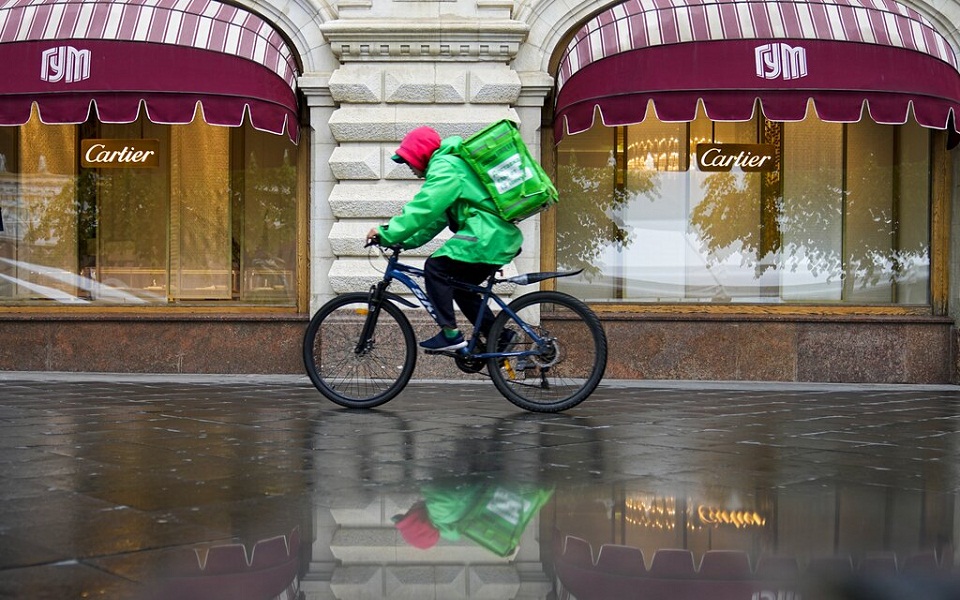 Ρωσία: «Στοιχειωμένα» τα καταστήματα δυτικών αλυσίδων στις ρωσικές πόλεις (εικόνες)-5