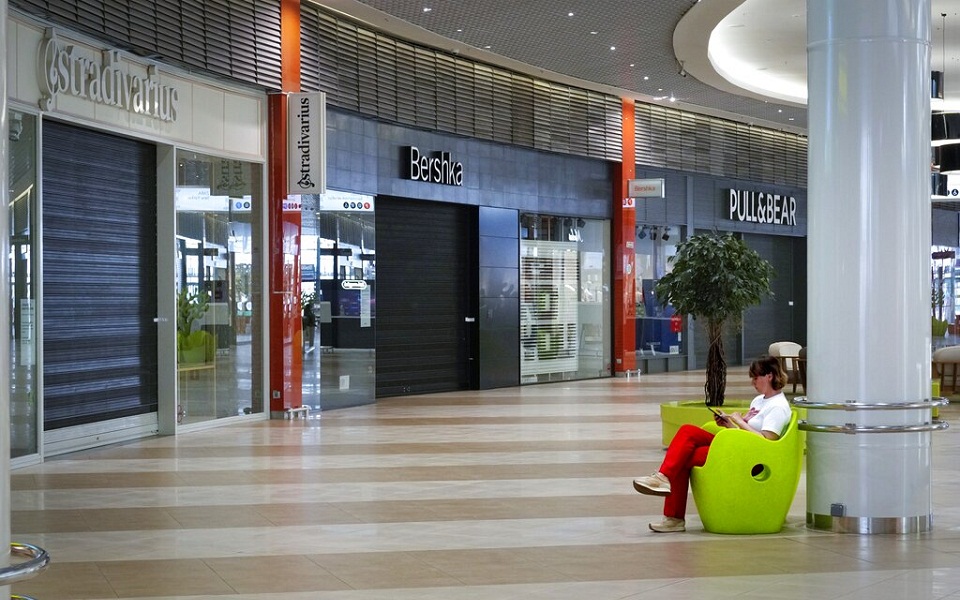 Ρωσία: «Στοιχειωμένα» τα καταστήματα δυτικών αλυσίδων στις ρωσικές πόλεις (εικόνες)-4