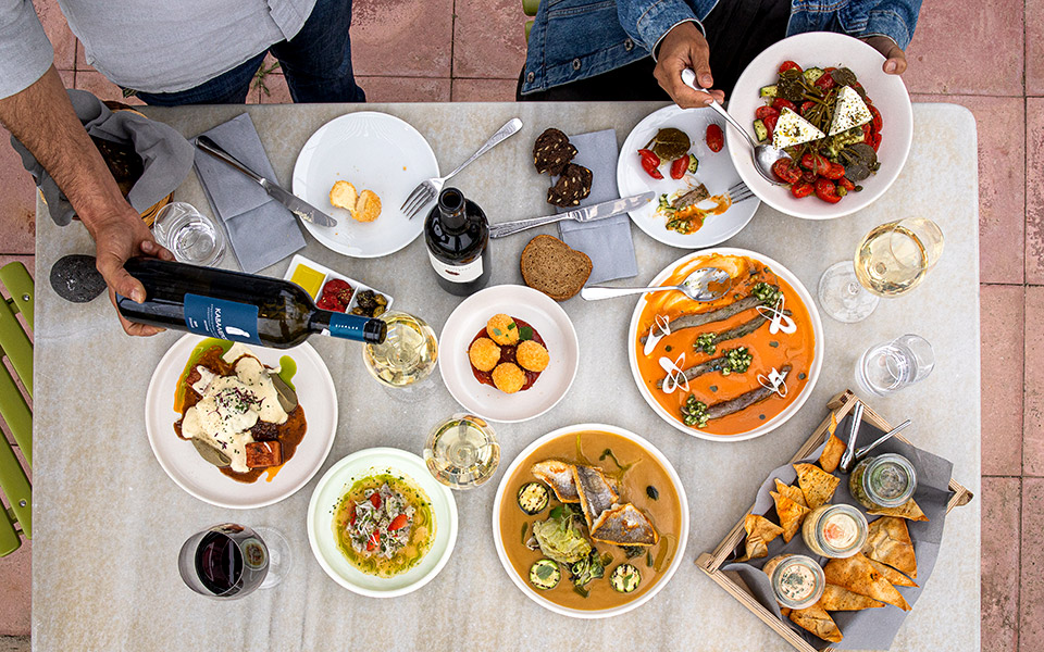 τι-μαγειρεύουν-τα-οινοποιεία-της-σαντ-561888571