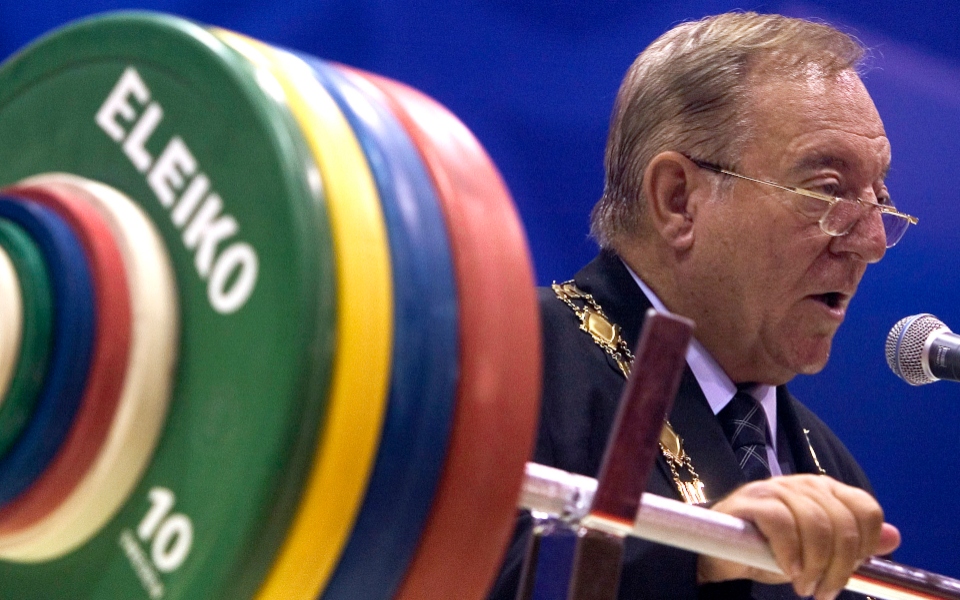 άρση-βαρών-ισόβιος-αποκλεισμός-σε-δύο-561912310