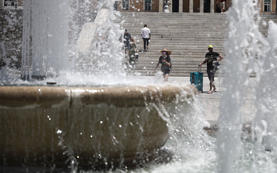 καιρός-αύριο-στο-κόκκινο-ο-υδράργυρ-561922003