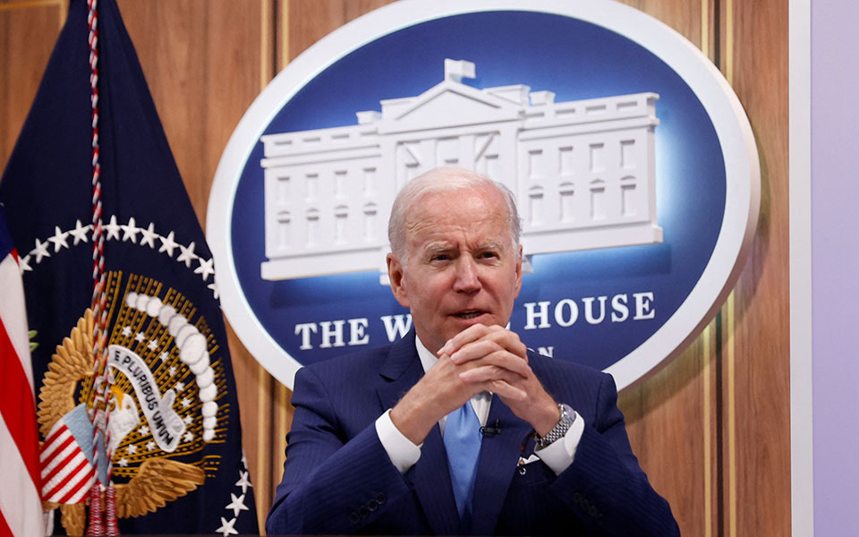 ηπα-ο-μπάιντεν-χαιρετίζει-την-παράτασ-561890668