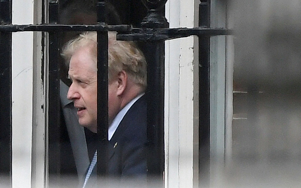 τζόνσον-λαβωμένος-νικητής-και-αντι-561899074