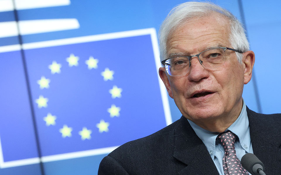 θετικός-στον-κορωνοϊό-ο-ζοζέπ-μπορέλ-561895825