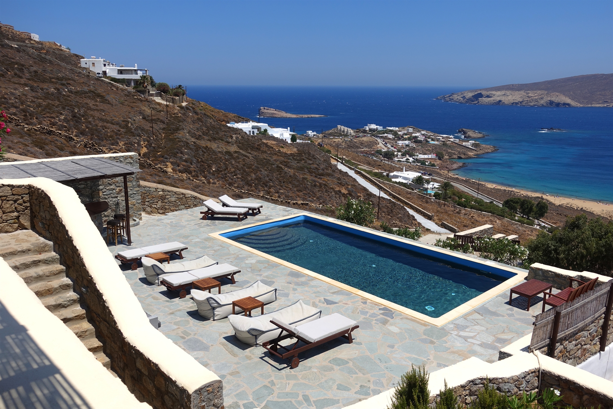 εξοχικό-στη-μύκονο-5-714-ευρώ-το-τ-μ-η-μέση-τ-561922411