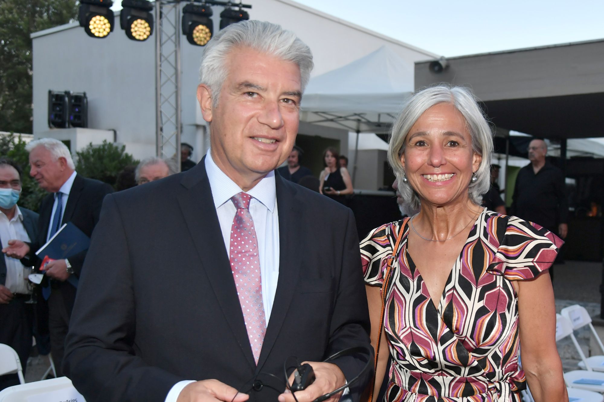 Η Γερμανική Σχολή Αθηνών έσβησε 125 κεράκια μαζί με τους απoφοίτους της-3