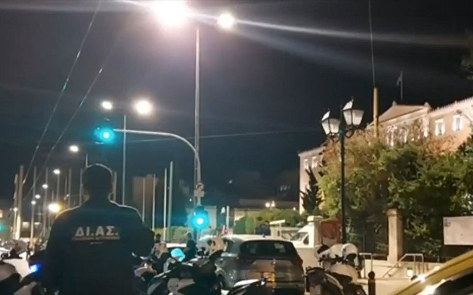 στο-ψυχιατρείο-ο-37χρονος-ένοπλος-του-συ-561887242