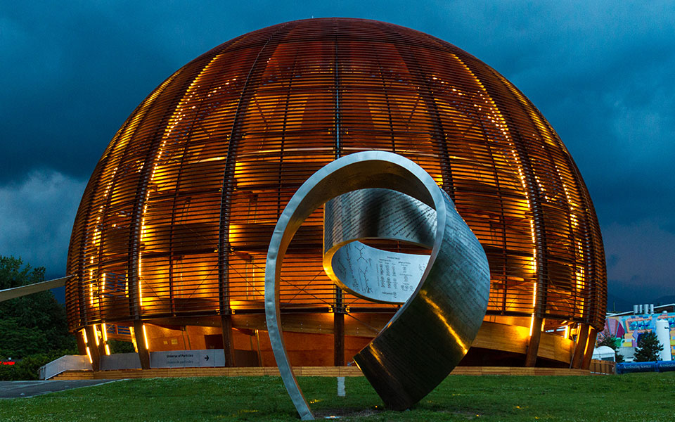 ουκρανία-το-cern-διακόπτει-συμφωνίες-συν-561914224