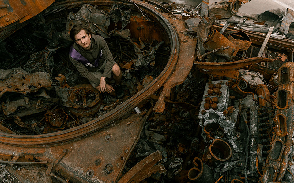 Ουκρανία: Αποφοίτηση μέσα στα απομεινάρια του πολέμου (φωτογραφίες)-11