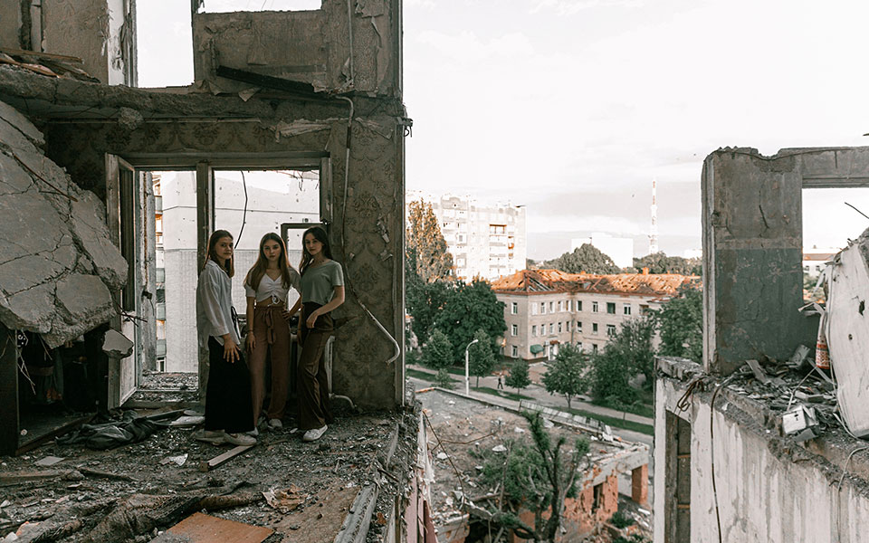 Ουκρανία: Αποφοίτηση μέσα στα απομεινάρια του πολέμου (φωτογραφίες)-3