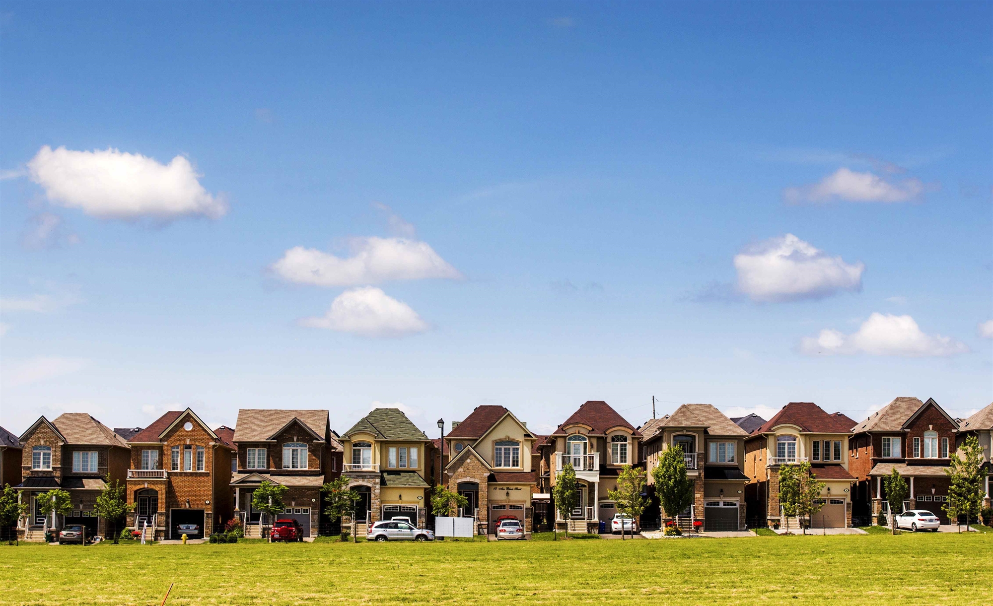 ακίνητα-καμπανάκι-από-τις-φούσκες-σ-561924964