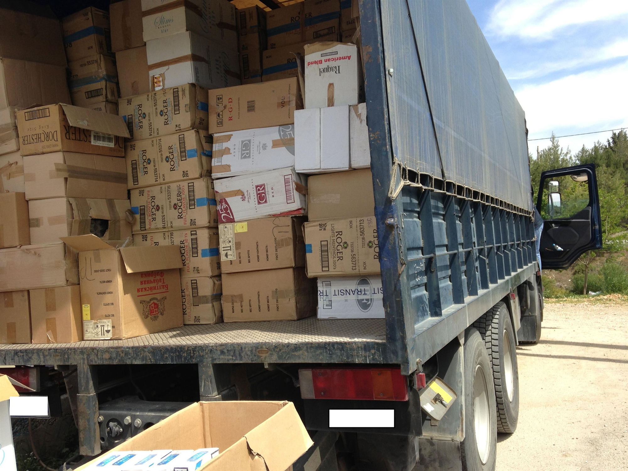 λαθραία-τσιγάρα-οργανωμένα-κυκλώματ-561924880