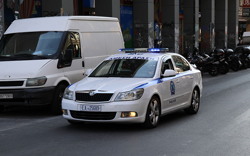 θεσσαλονίκη-χειροπέδες-σε-δύο-διακιν-561917578