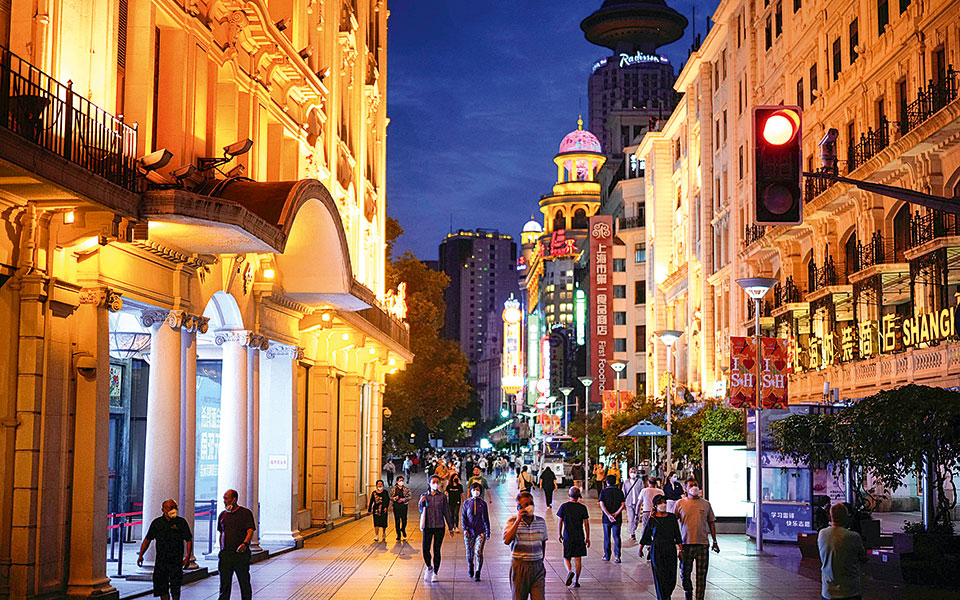 κορωνοϊός-η-σαγκάη-αναπνέει-και-πάλι-561887779