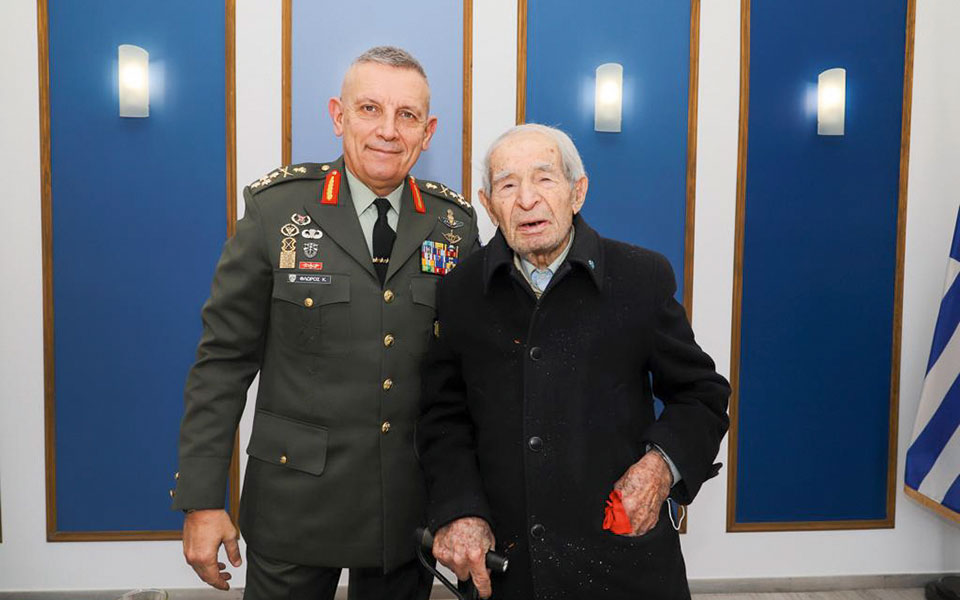 στρατηγός-κόρκας-το-νήμα-του-τελευταί-561895006