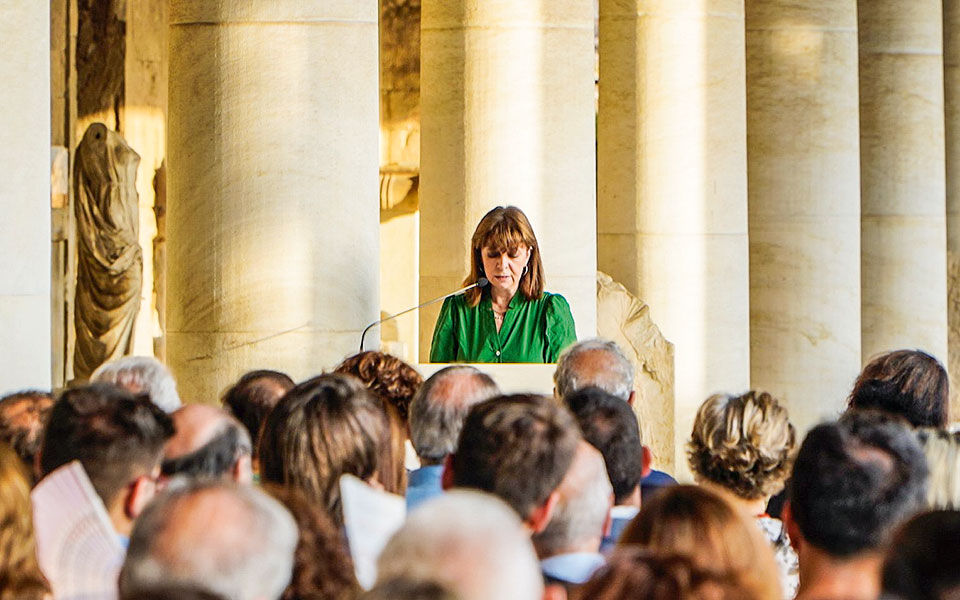 σακελλαροπούλου-απόλυτο-δικαίωμα-η-561899896