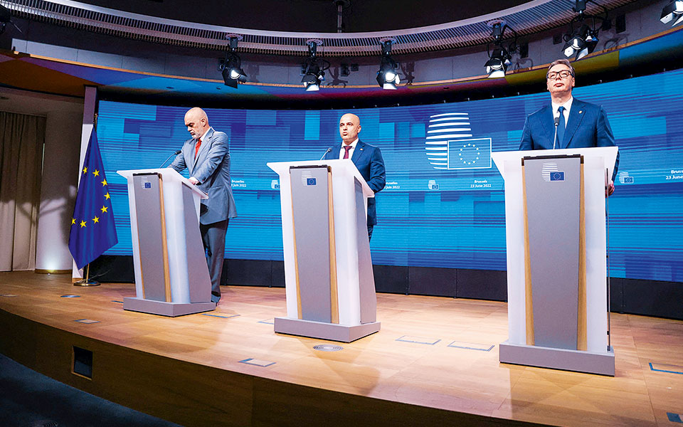 βαλκανικό-ρινγκ-στη-σύνοδο-κορυφής-561924991