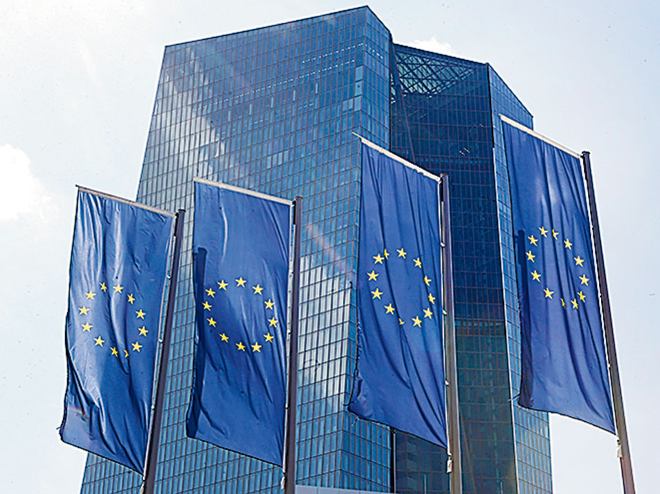 Χαμηλώνει τον πήχυτης ανάπτυξης η S&P-2