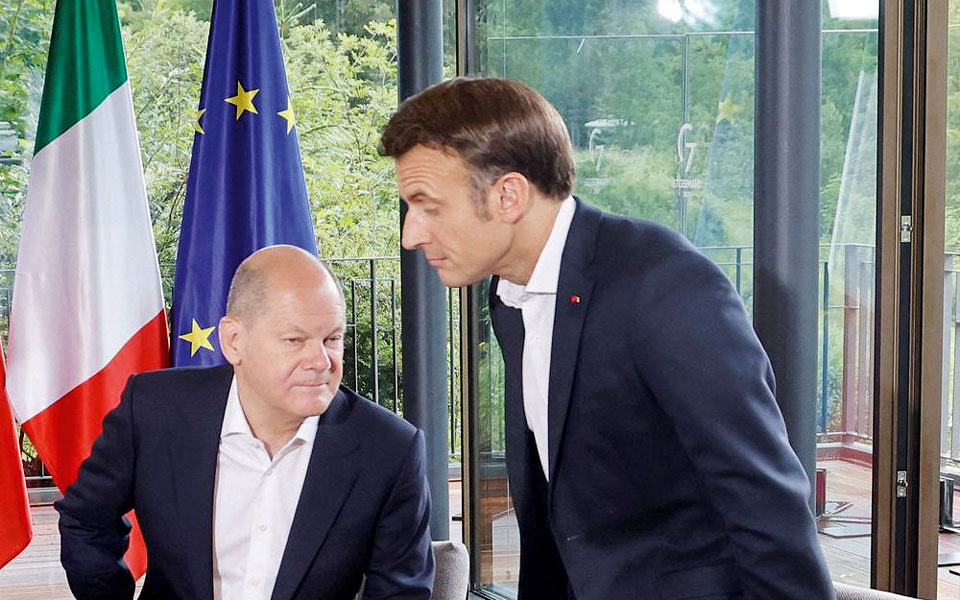 πιο-σκληρή-η-γραμμή-σολτς-και-μακρόν-561932527