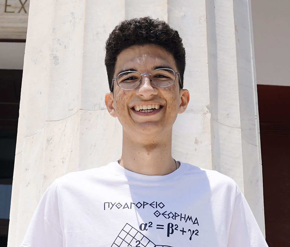 Πανελλαδικές 2022: Διαγωνίστηκαν και αρίστευσαν ύστερα από μια δύσκολη περίοδο-4