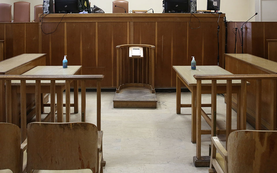 αναβιώνει-στο-δικαστήριο-της-καρδίτσ-561911530