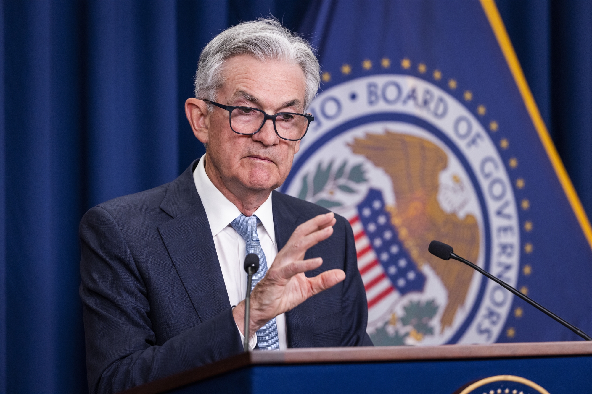 «Καμπανάκι» ύφεσης σε ΗΠΑ και Ευρώπη-2