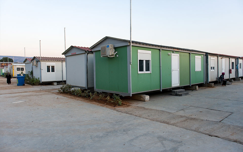 βοτανικός-πυρκαγιά-στη-δομή-φιλοξενί-561909790