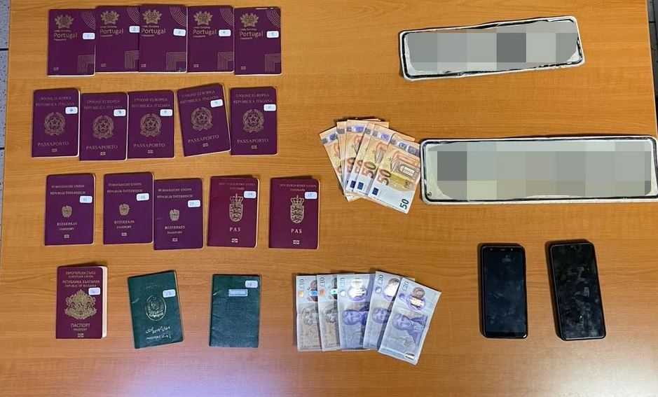 Μεγάλο κύκλωμα διακίνησης μεταναστών από την Τουρκία – Το «safe house» στην Αττική και οι σύνδεσμοι στη Βρετανία-1