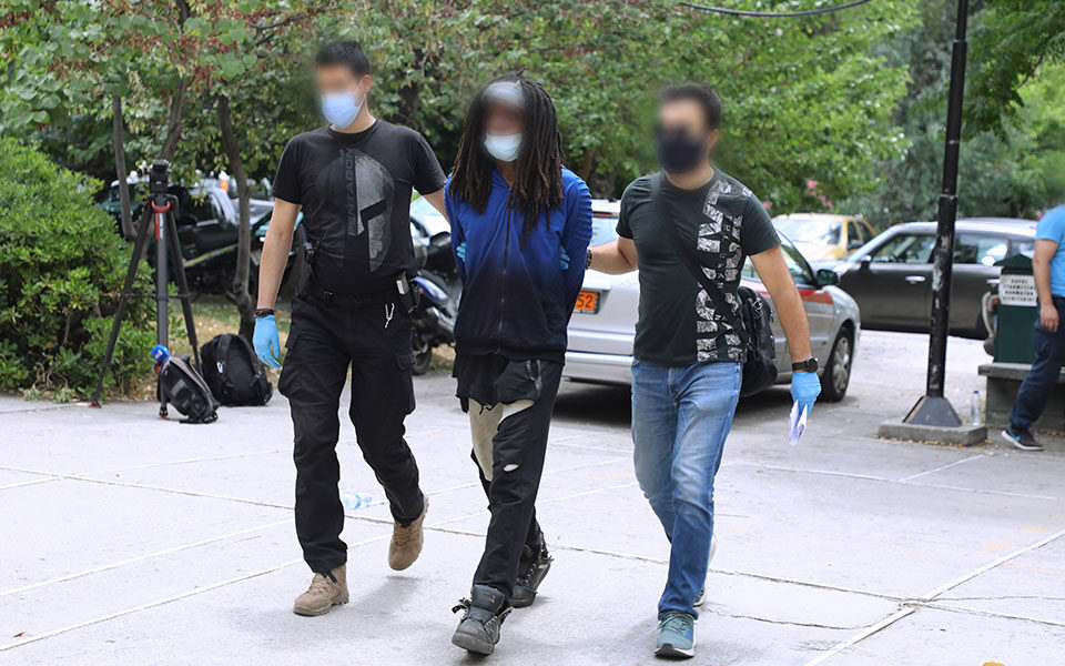 προφυλακιστέος-ο-βρετανός-που-συνελή-561898822