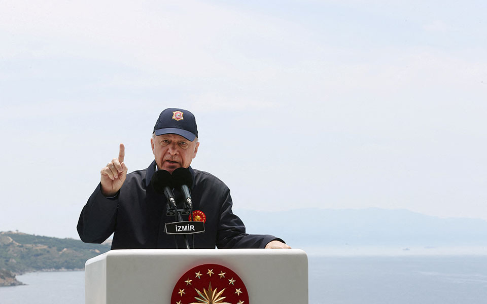 ερντογάν-μετά-το-κρεσέντο-απειλών-ανα-561902944