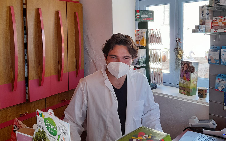 με-αγκάλιασε-όλο-το-νησί-ο-πρώτος-φ-561930838