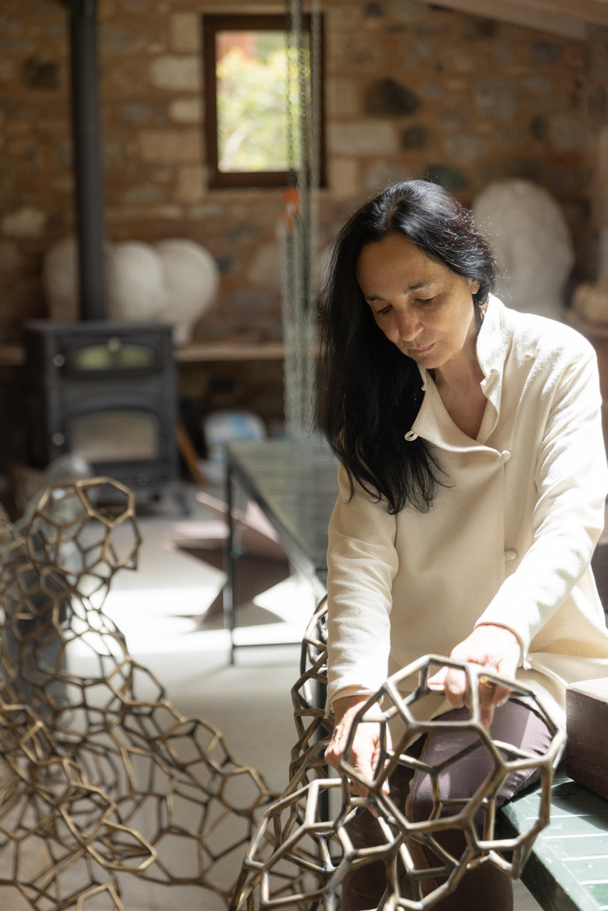 στην-τέχνη-ο-δρόμος-είναι-η-ιθάκη-561904876