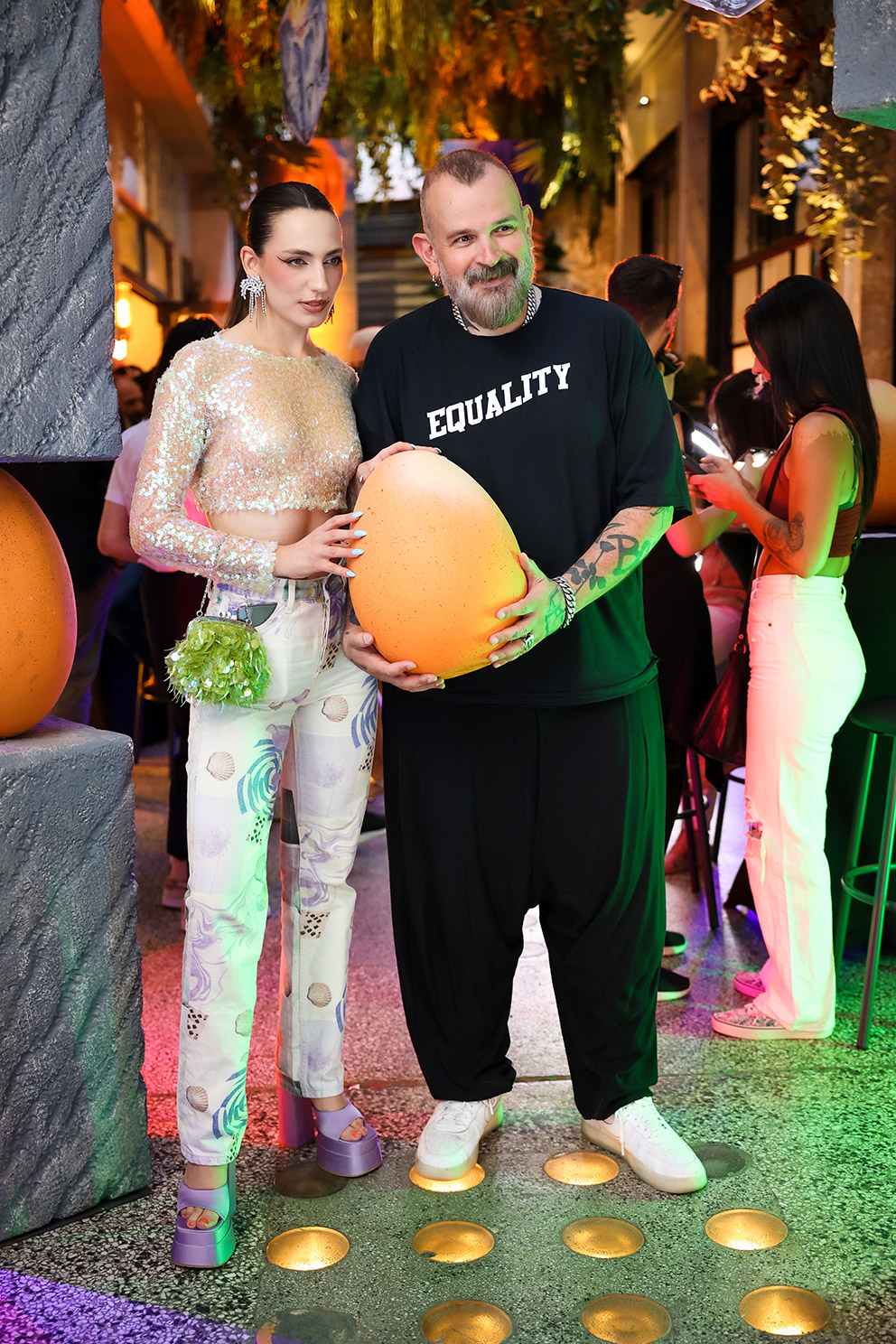 Το σουρεαλιστικό σύμπαν του TOILETPAPER, προσγειώθηκε στην Αθήνα, στο πιο radical-pop event της πόλης-3