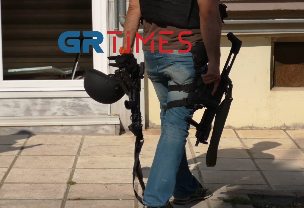 θεσσαλονίκη-πυροβολισμοί-σε-πολυκατ-561898879