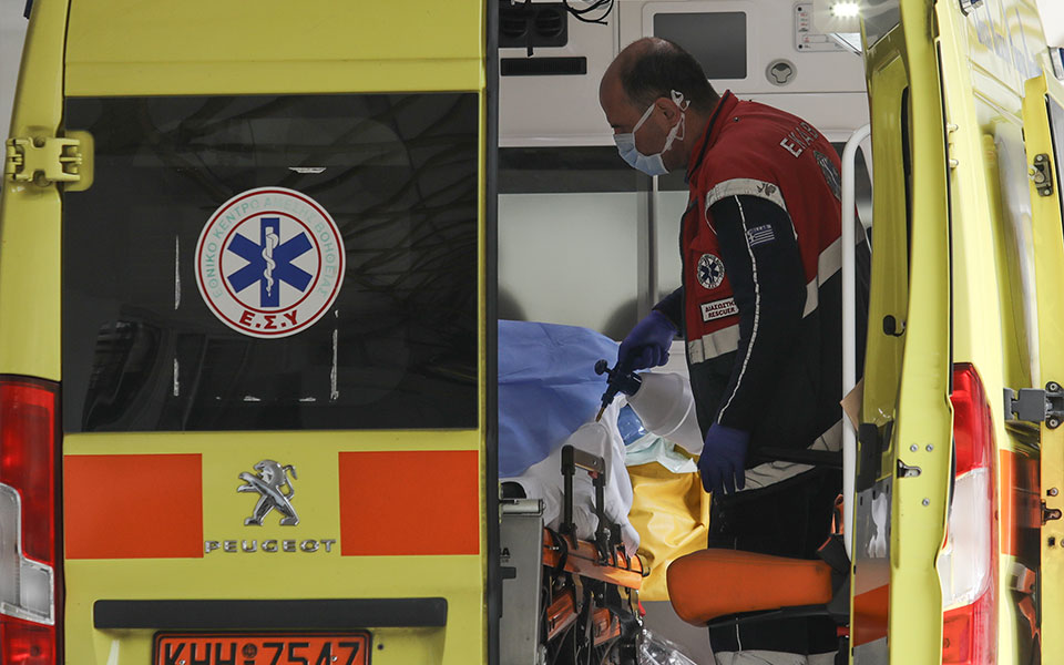 πάτρα-ηλικιωμένος-έχασε-τη-ζωή-του-από-561923647