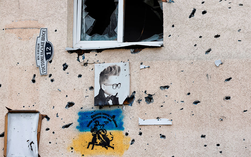 Πόλεμος στην Ουκρανία: Το βλέμμα της φρίκης μπροστά στη θηριωδία-5