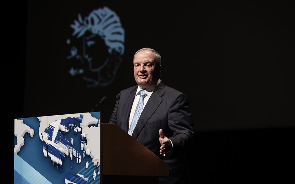 Παρέμβαση Καραμανλή για ελληνοτουρκικά και Ουκρανία-4