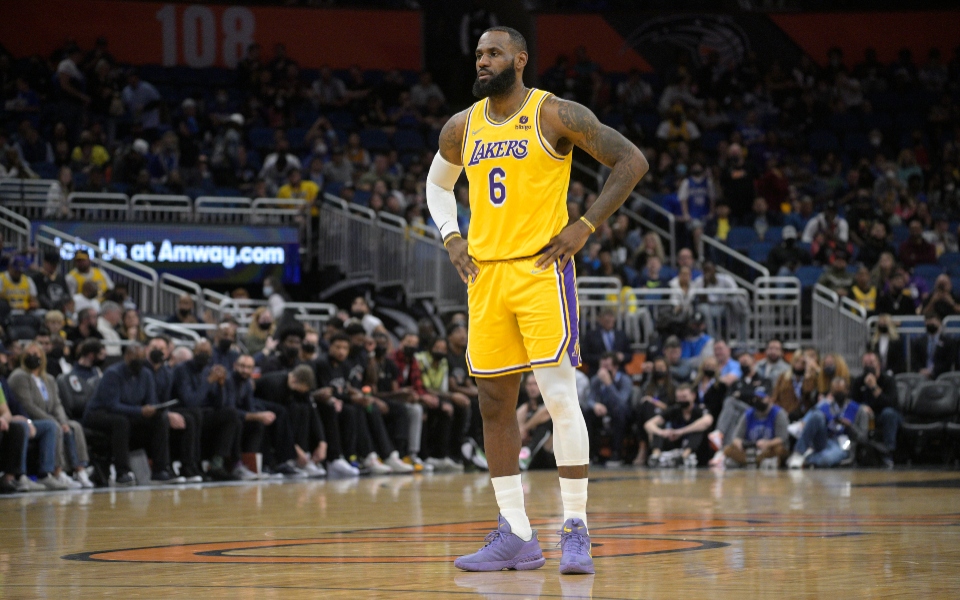 λεμπρόν-τζέιμς-θέλει-να-αγοράσει-ομάδ-561905548