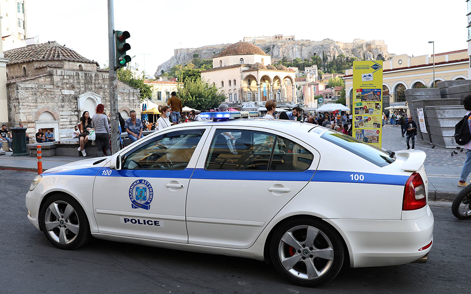 χαλάνδρι-εισβολή-ληστών-σε-σπίτι-ηλικ-561909802