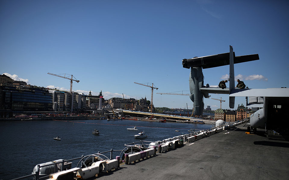 νατο-οι-ηγέτες-9-χωρών-της-κεντρικής-κα-561906037