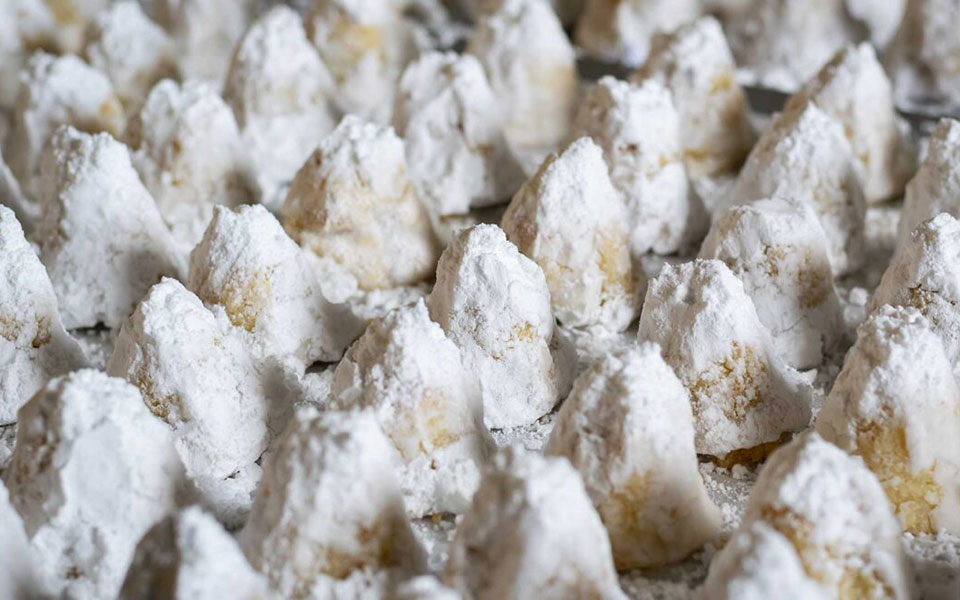 ωδή-στο-αμυγδαλωτό-γιατί-πρέπει-να-σώσ-561928411