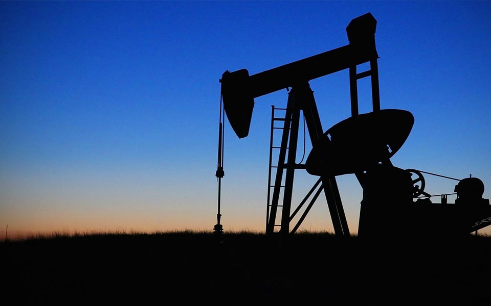 bloomberg-πολύ-υψηλό-το-πλαφόν-στο-ρωσικό-πετρ-561907267