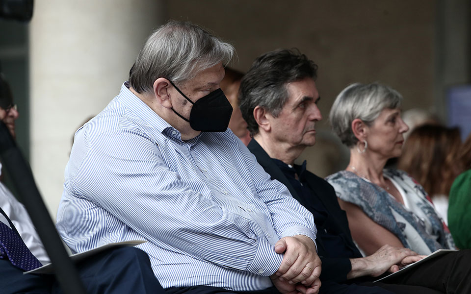 «Η ελευθερία του λόγου στις ΗΠΑ»: Παρουσία Σακελλαροπούλου η νέα έκδοση του βιβλίου του Σταύρου Τσακυράκη-3