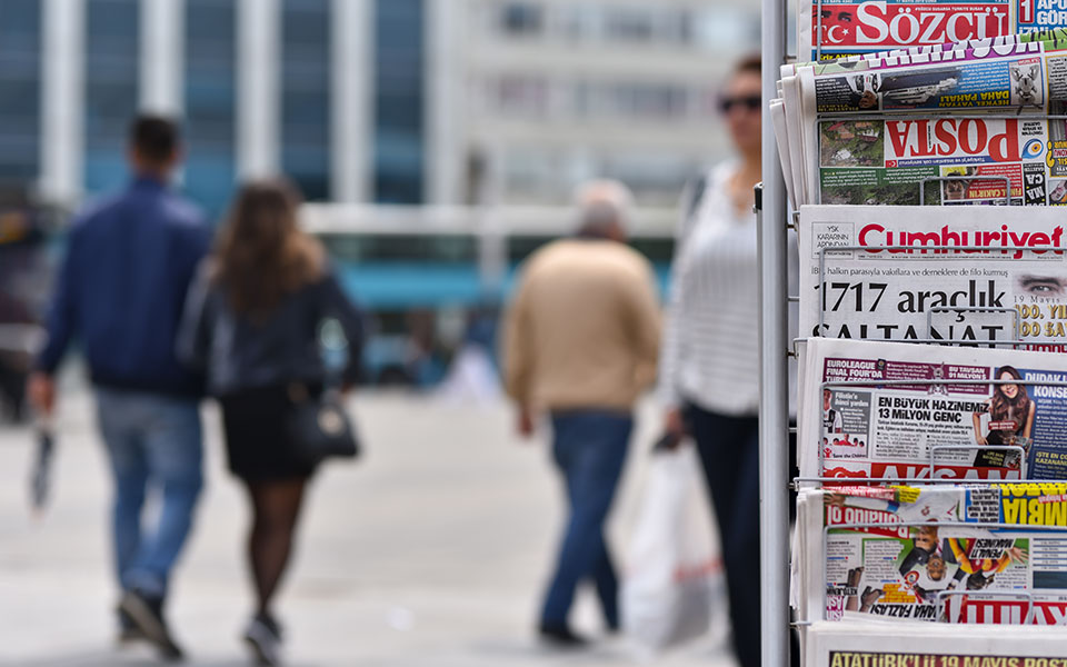 τουρκία-16-δημοσιογράφοι-φυλακίστηκαν-561912193