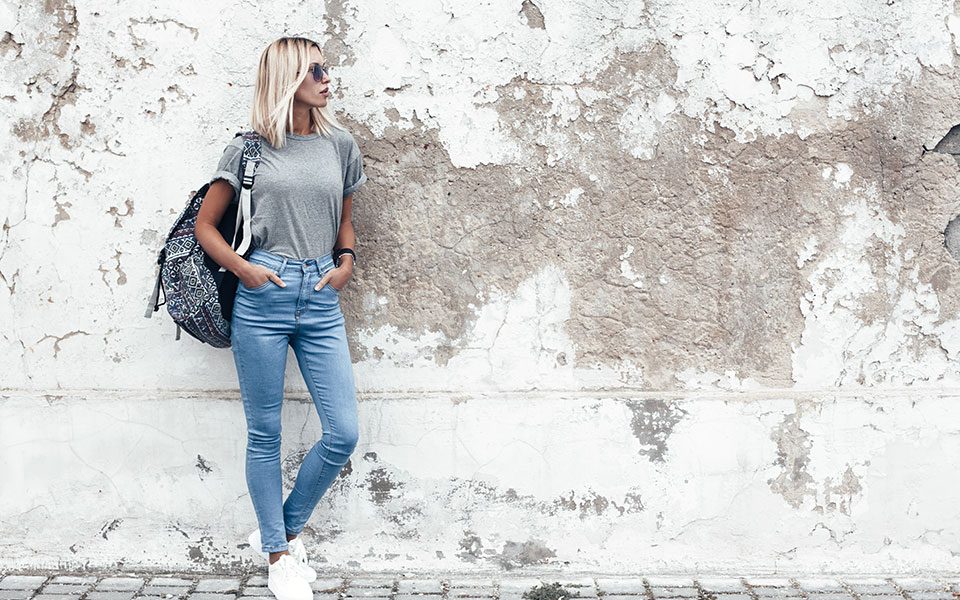 τζιν-παντελόνι-και-το-καλοκαίρι-οι-συν-561906448