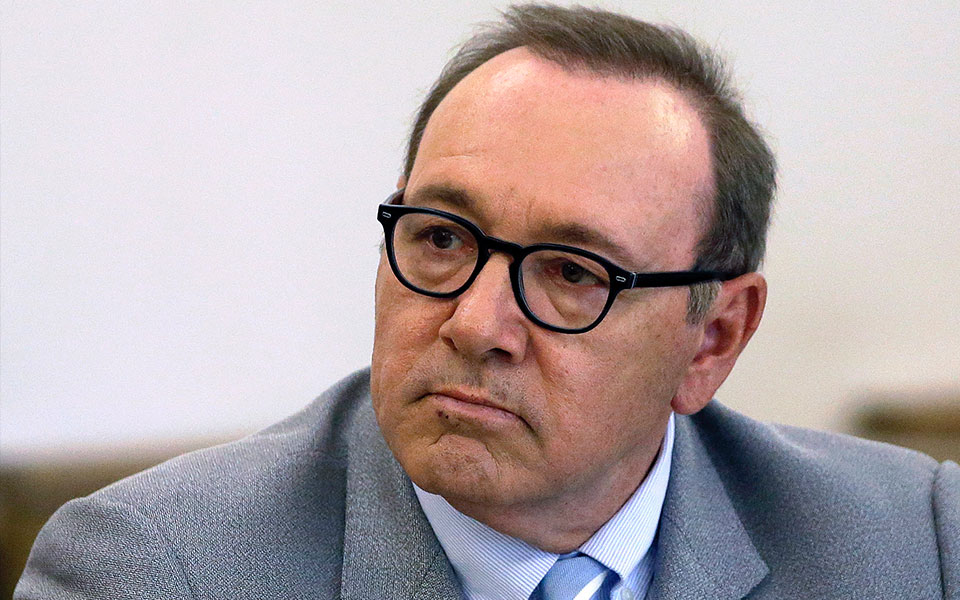 η-βρετανική-αστυνομία-κατηγορεί-τον-κ-561907387