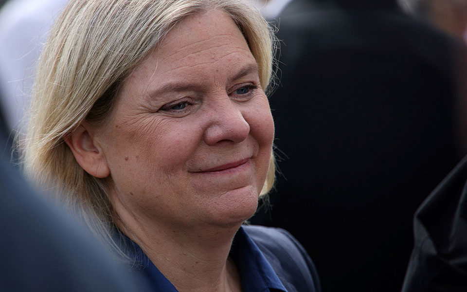 σουηδία-βουλευτής-κουρδικής-καταγωγ-561898675